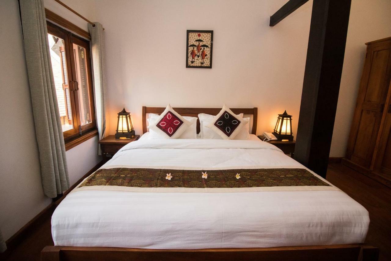 Royal Peacock Boutique Hotel Luang Prabang Exterior photo
